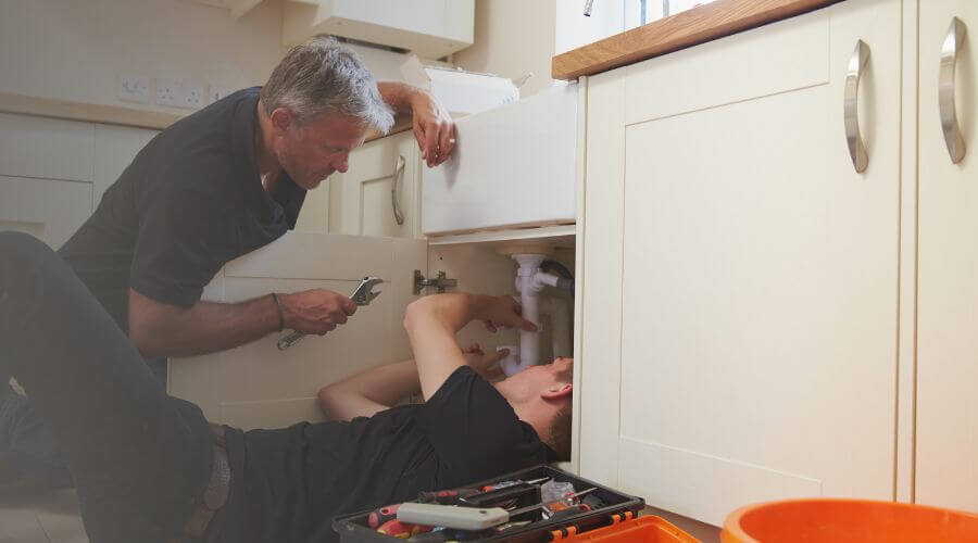 Professional sink repair in Mustang, OK